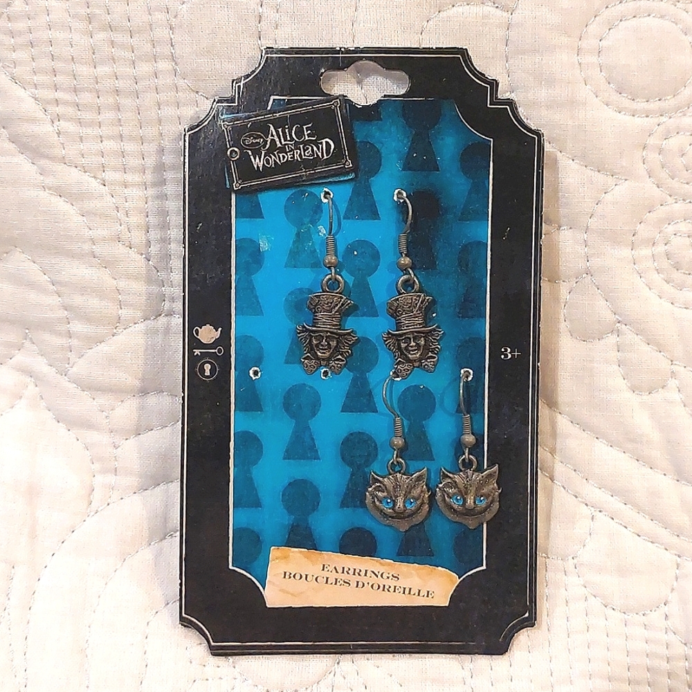 Disney Tim Burton Alice in Wonderland Mad Hatter & Cheshire Cat Earrings NWT